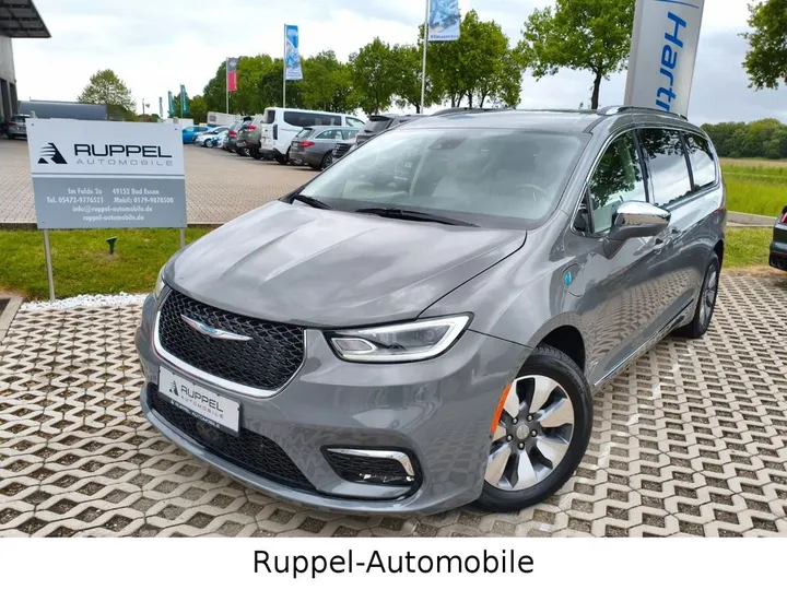 Chrysler Pacifica