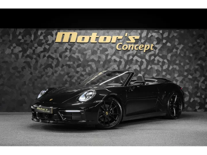 Porsche 992
