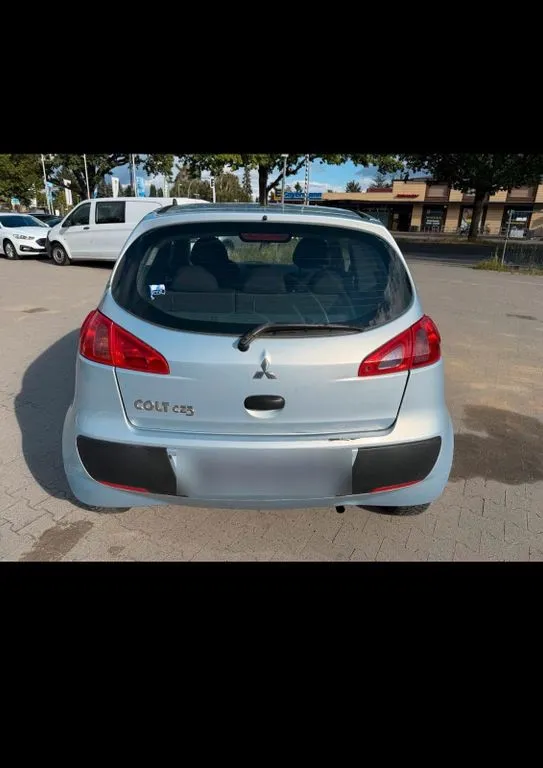 Mitsubishi Colt