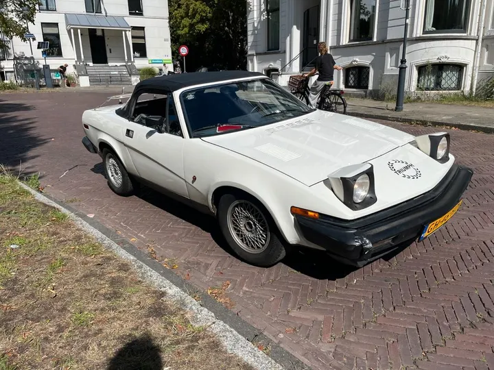 Triumph TR7