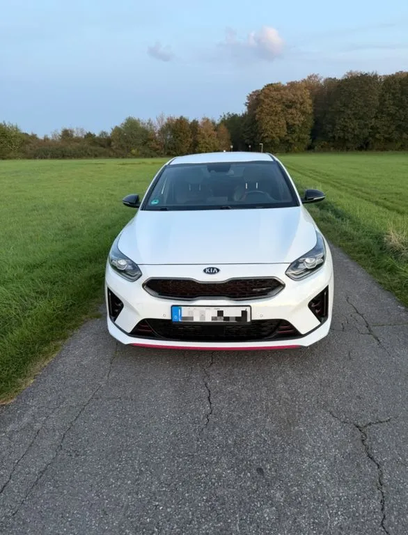 Kia cee'd / Ceed