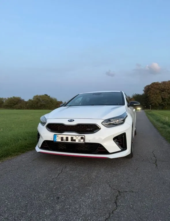 Kia cee'd / Ceed