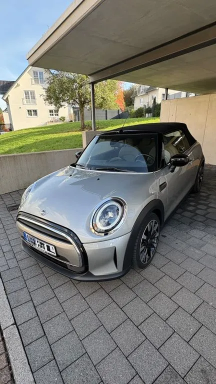 MINI Cooper Cabrio