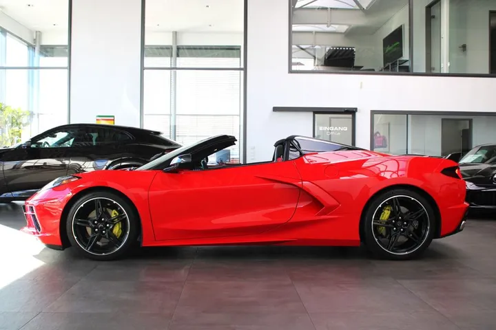 Corvette C8
