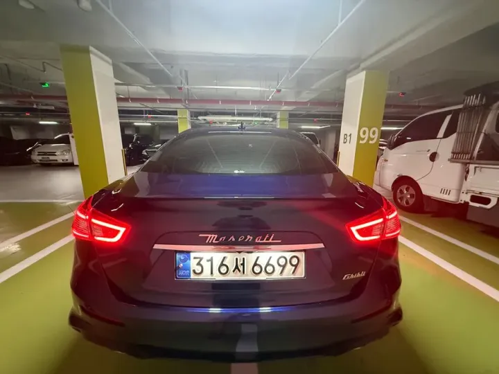 Maserati Ghibli