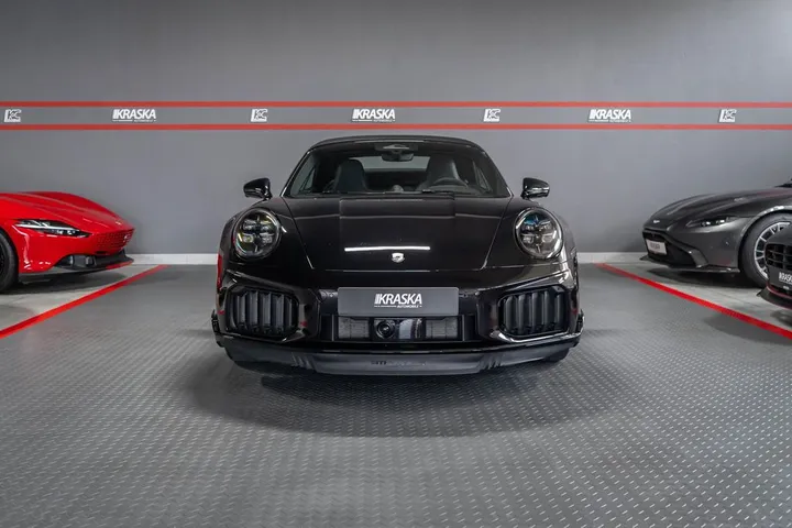 Porsche 992