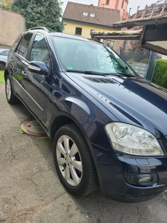 Mercedes-Benz ML 320