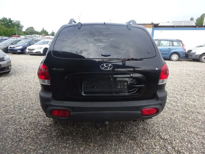 Hyundai SANTA FE