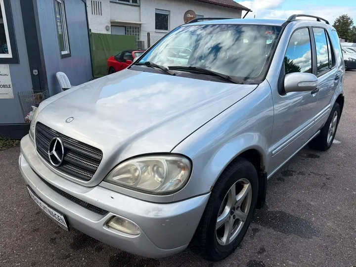 Mercedes-Benz ML 270