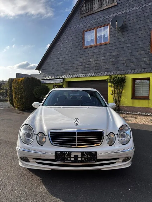 Mercedes-Benz E 280