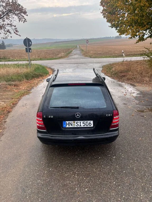 Mercedes-Benz C 220