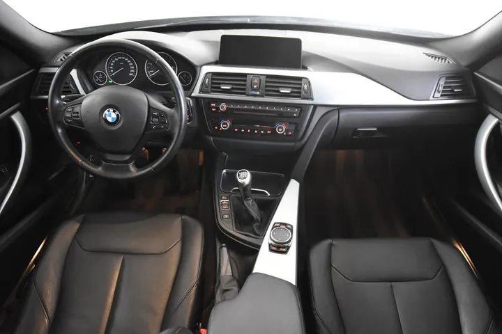 BMW 318 Gran Turismo