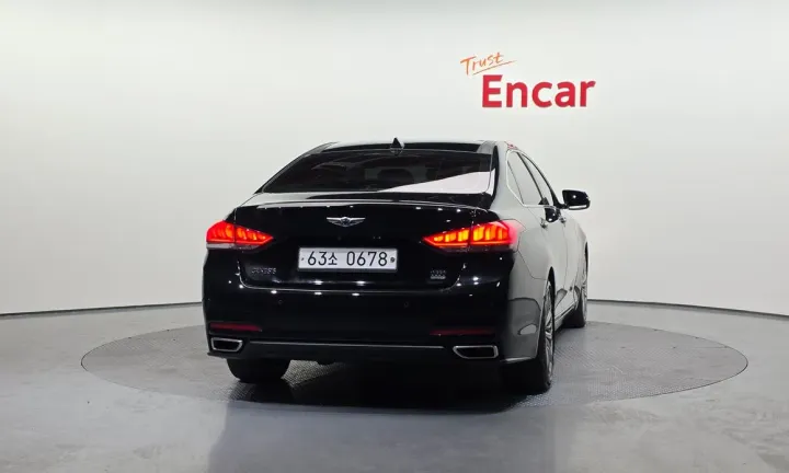 Hyundai Genesis