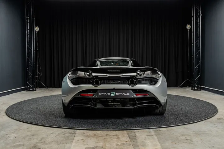 McLaren 720S