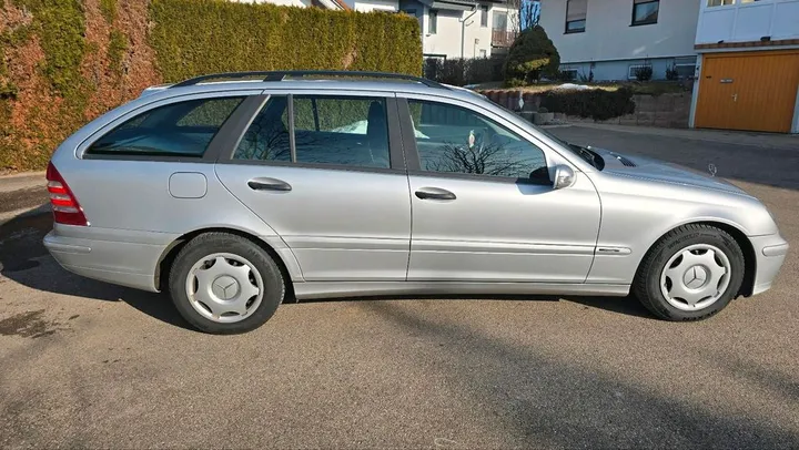Mercedes-Benz C 180