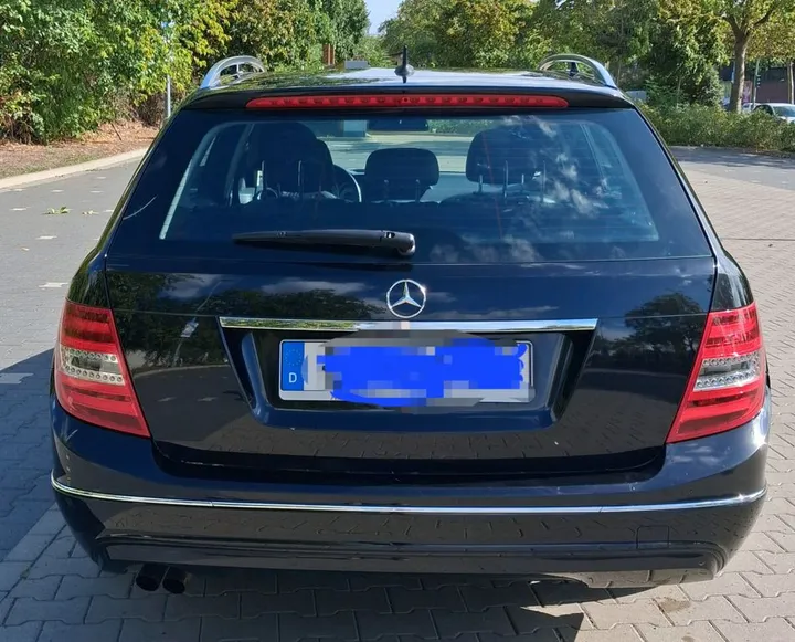 Mercedes-Benz C 180