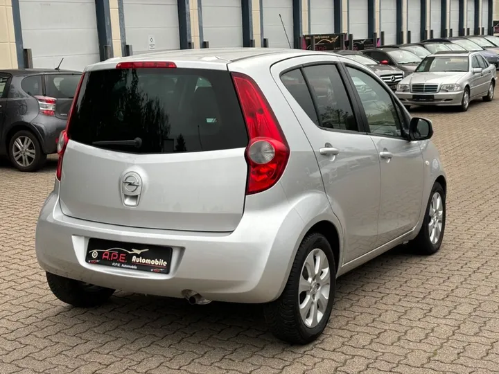 Opel Agila