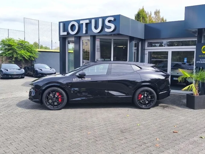 Lotus Eletre