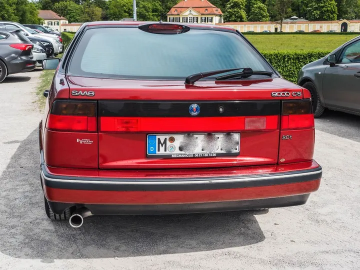 Saab 9000
