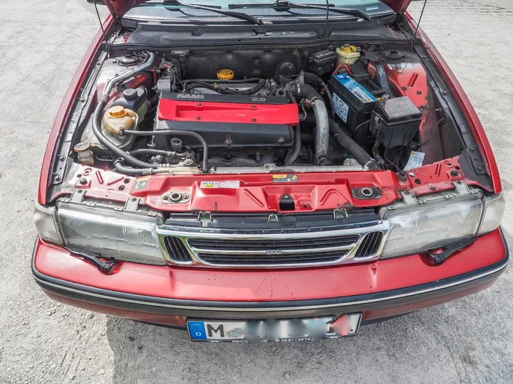 Saab 9000