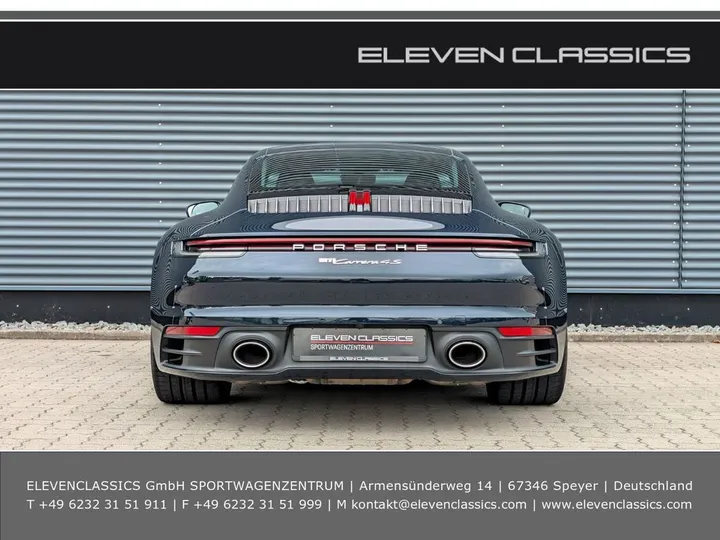 Porsche 992