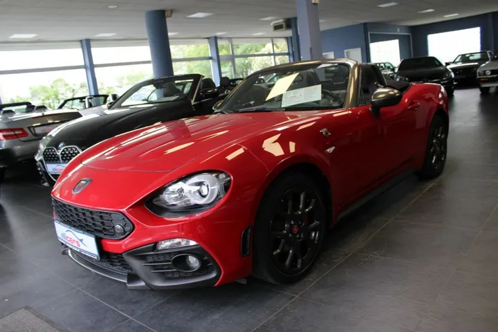 Abarth 124 Spider