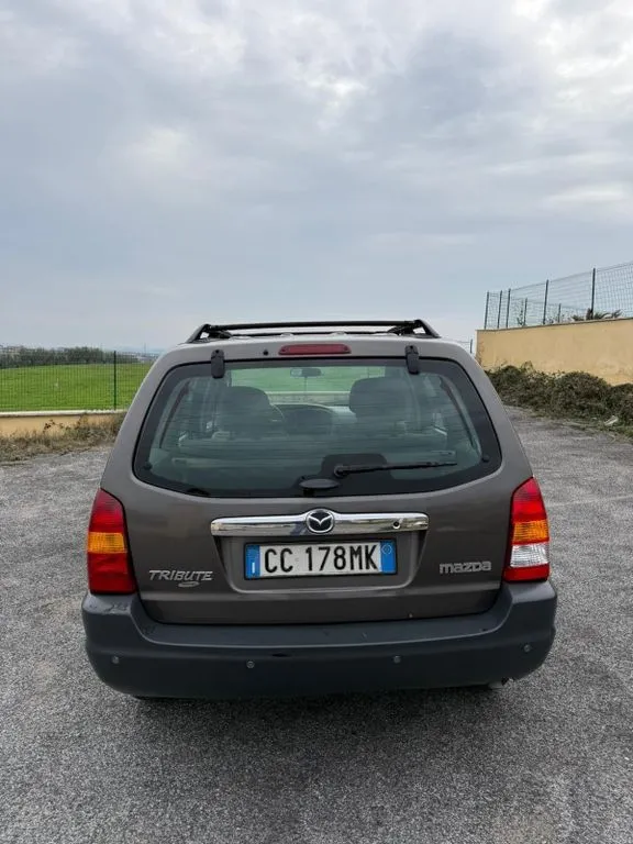 Mazda Tribute