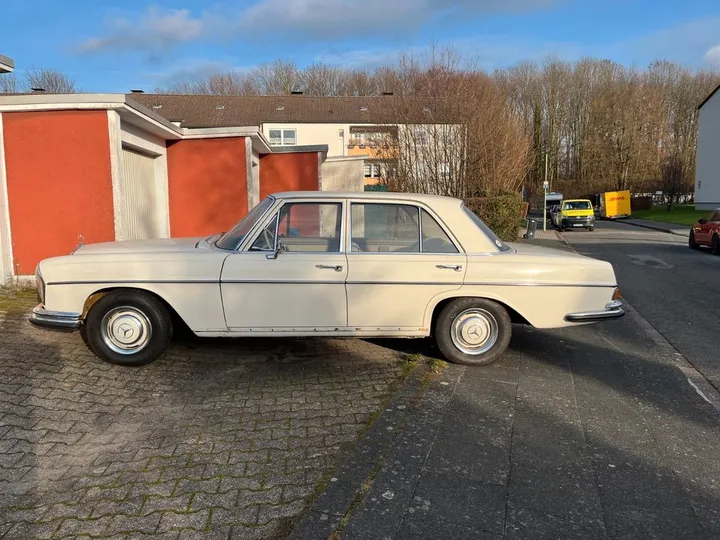 Mercedes-Benz S 250
