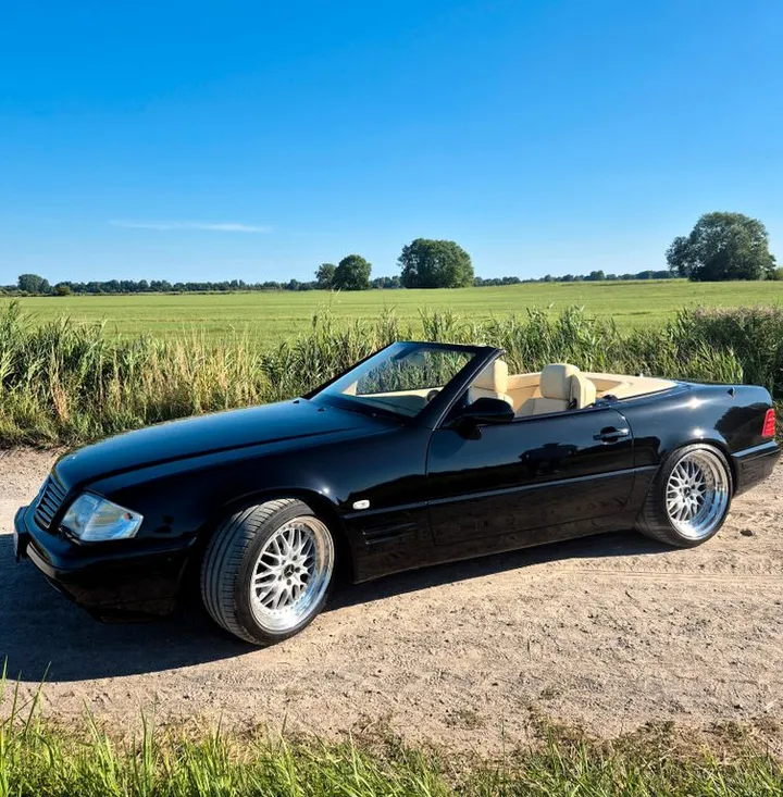 Mercedes-Benz SL 320