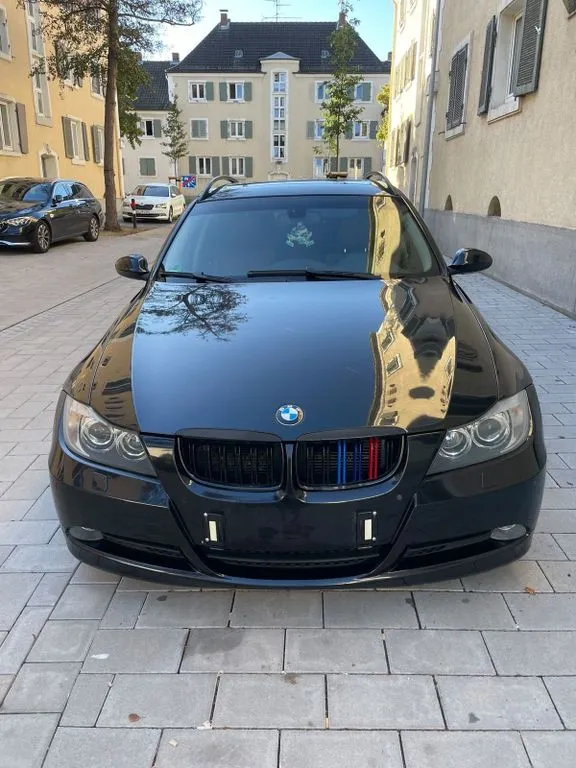 BMW 325