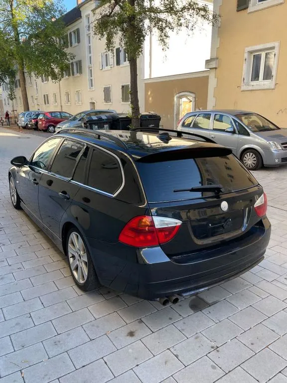 BMW 325