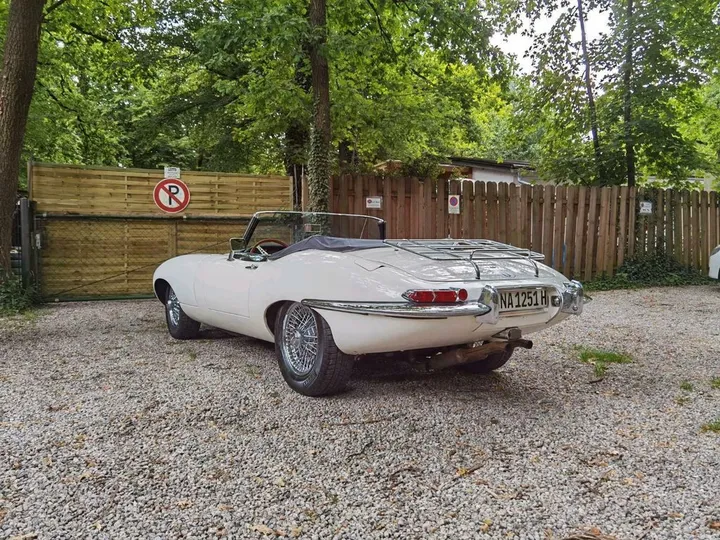 Jaguar E-Type