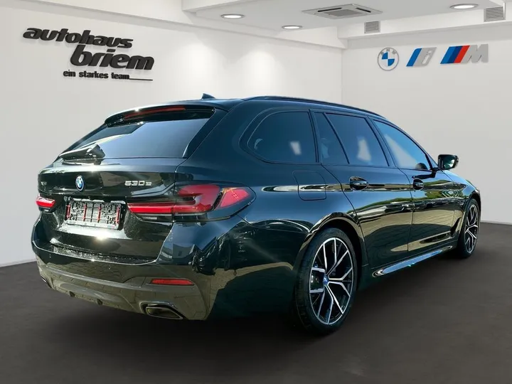 BMW 530