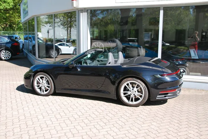 Porsche 992