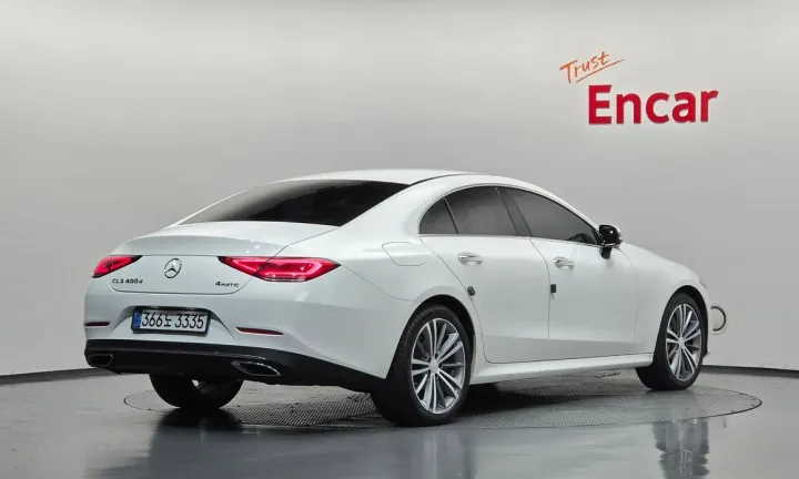 Mercedes-Benz CLS-Class