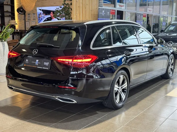 Mercedes-Benz C 200
