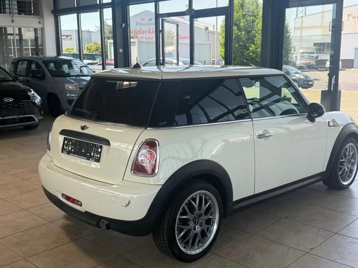 MINI ONE
