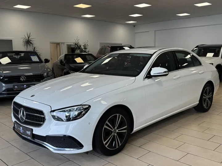 Mercedes-Benz E 220