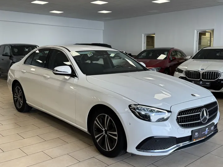 Mercedes-Benz E 220