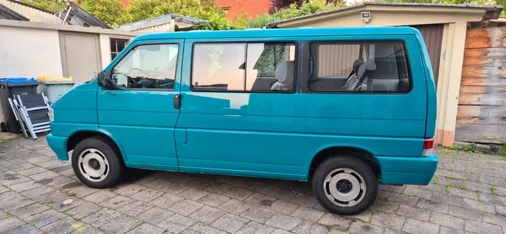 Volkswagen T4 Caravelle
