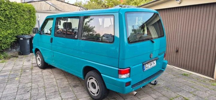 Volkswagen T4 Caravelle