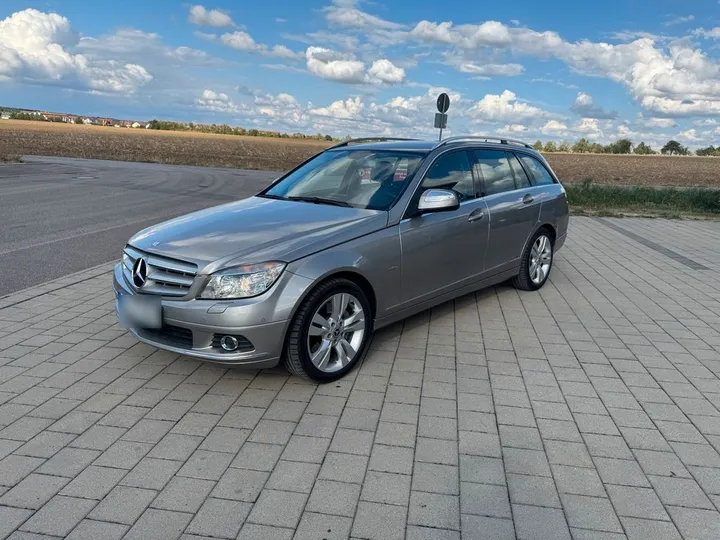 Mercedes-Benz C 320