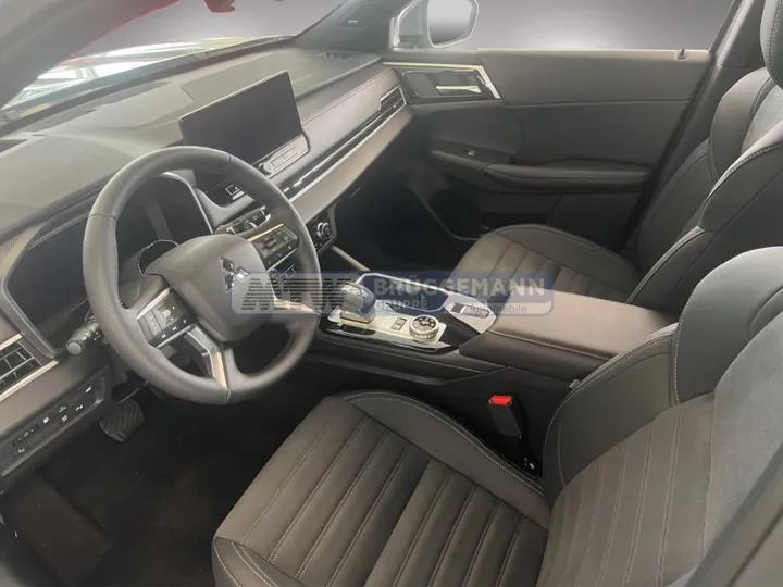 Mitsubishi Plug-in Hybrid Outlander
