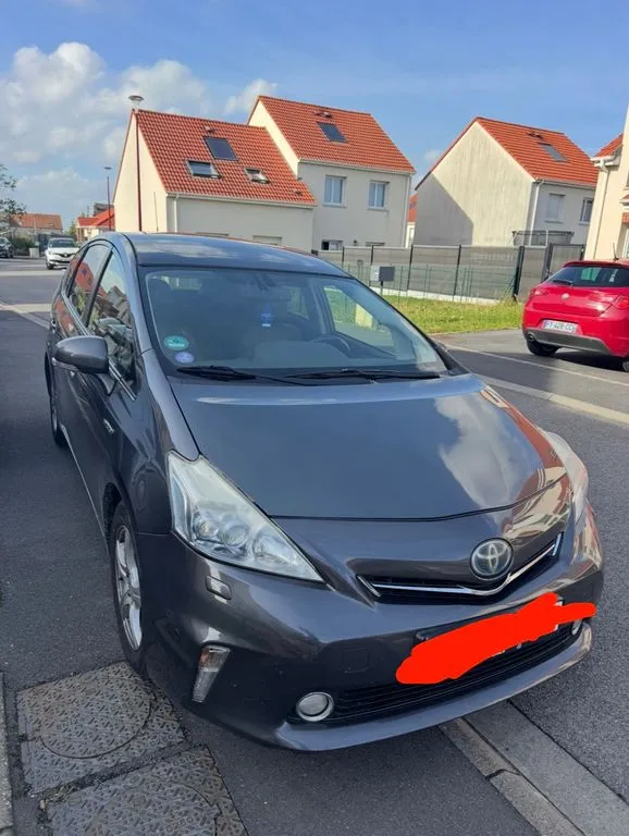Toyota Prius+