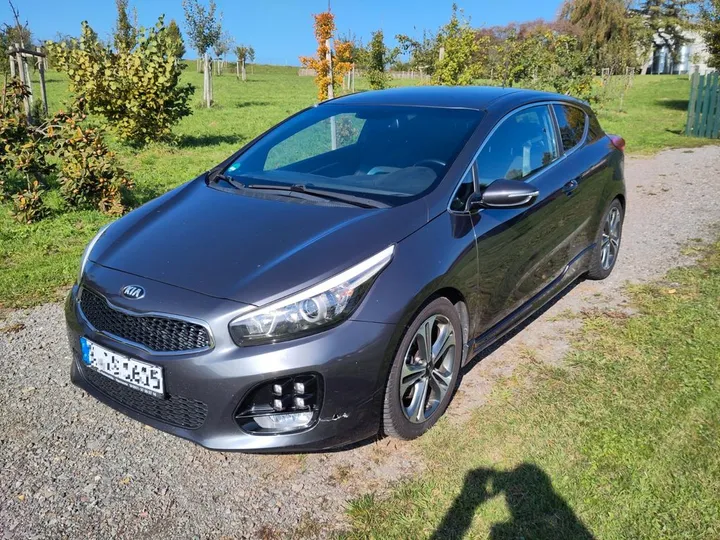 Kia cee'd / Ceed