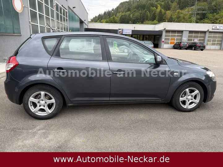 Kia cee'd / Ceed