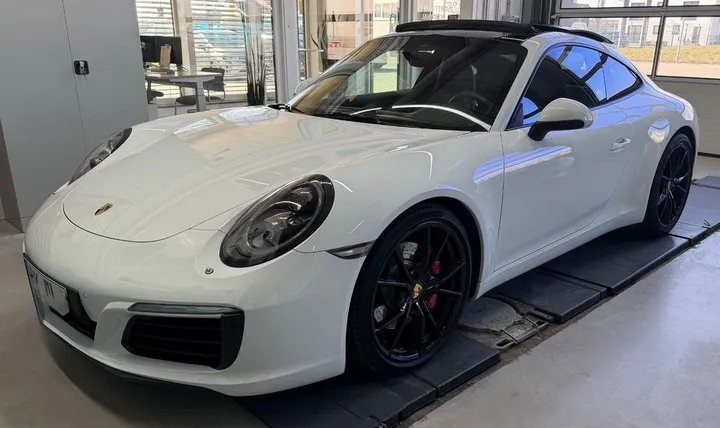 Porsche 991