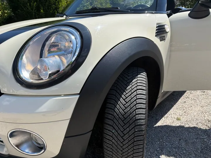 MINI Cooper Cabrio