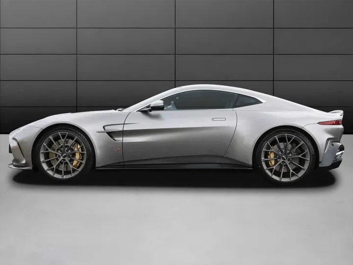 Aston Martin V8 Vantage