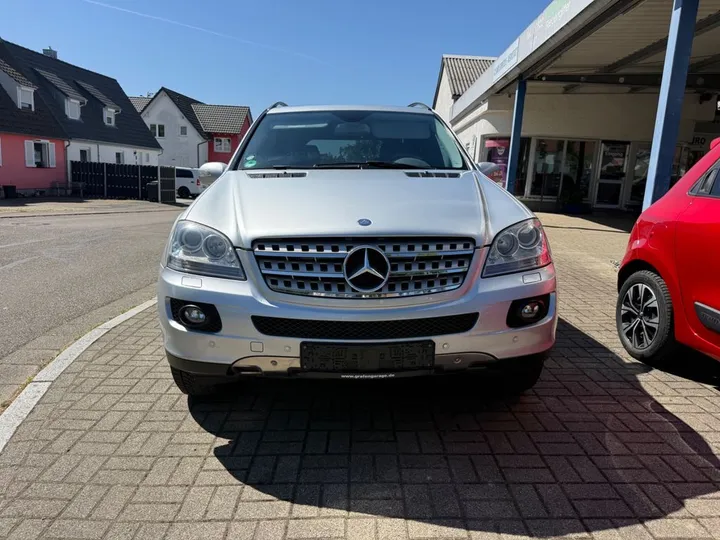 Mercedes-Benz ML 280